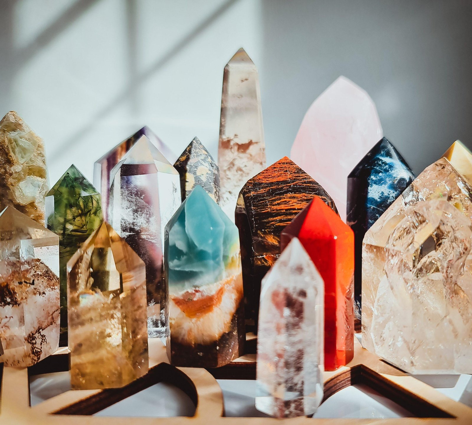Transform Your Life with Crystal Jewelry: How to Use Healing Stones for Self-Care and Wellness